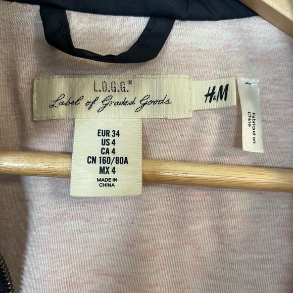 Navy Vest - Picture 3 of 3